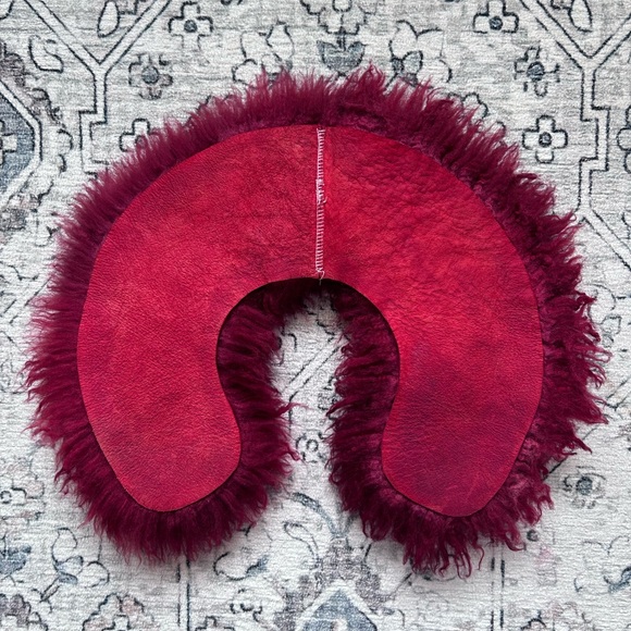 UpCycled Sheep Rug Sherpa Sheepskin Collar - Picture 3 of 6